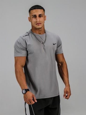 تيشرت مردانه مردانه آستين كوتاه 8922 NIKE