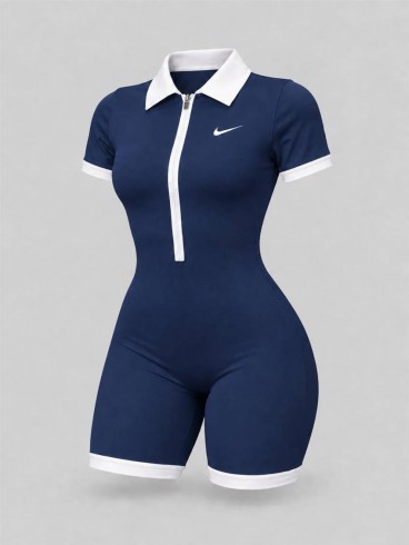 اورال ورزشي زنانه شورتك يقه دار NIKE