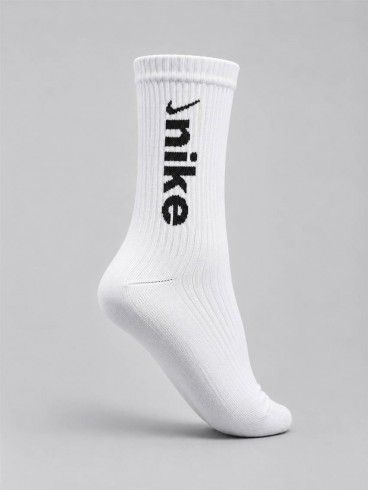جوراب اسپرت ساق بلند نوشته NIKE